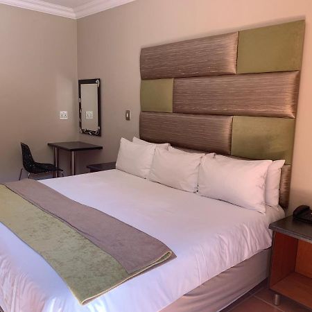 Polokwane Lodge Dış mekan fotoğraf