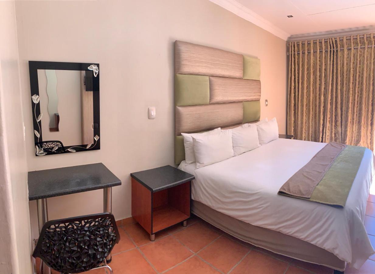 Polokwane Lodge Dış mekan fotoğraf